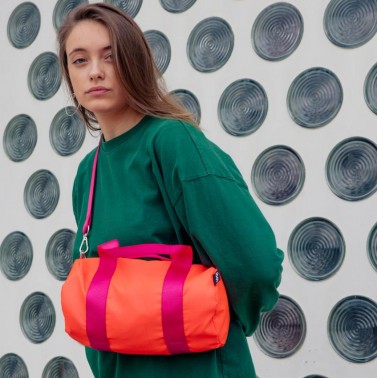 Weekender Medium Loqi Neon Orange 