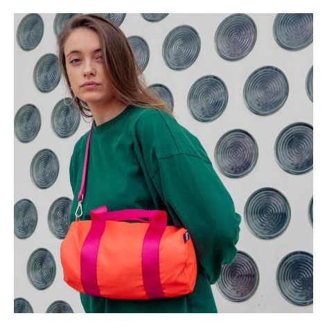 Weekender Medium Loqi Neon Orange 