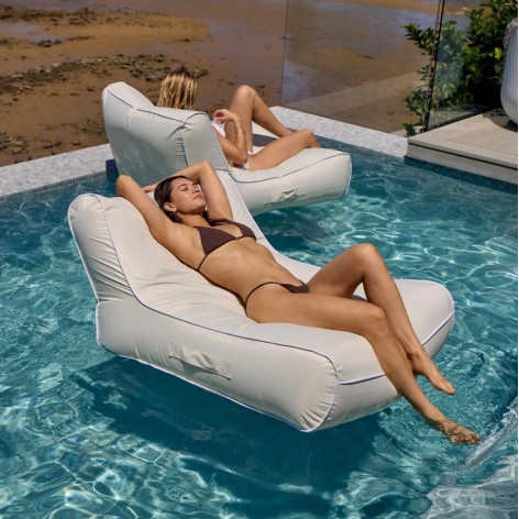 Luxe Floating Chair Casa Cream