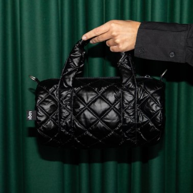 Bolsa Metallic Black Puffy