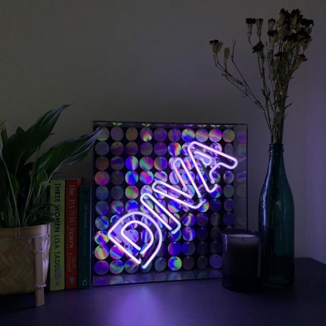 Acrylic Box Neon - Diva